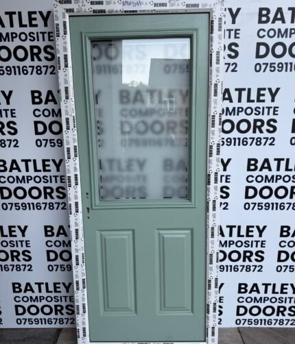 CHARTWELL GREEN EXTERNAL COMPOSITE DOOR LEVER HANDLE WITH WHITE FRAME 872X2033MM #1950