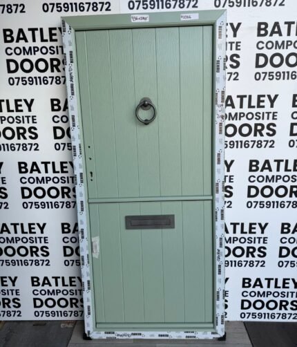 STABLE DOOR CHARTWELL GREEN EXTERNAL COMPOSITE DOOR LEVER HANDLE WITH MATCHING FRAME 936X2045MM #2066